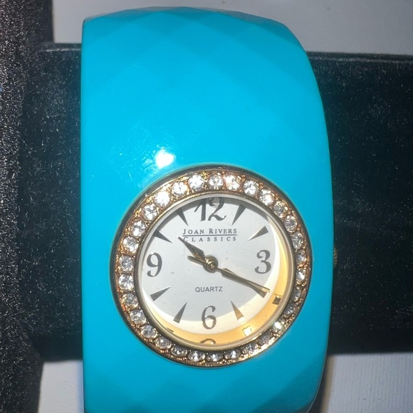 Joan Rivers Classics Aqua Blue Crystal Accent Cuff Watch‎ Quartz Women - Picture 4 of 4